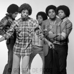 03-02-1979 Jackson 5, Michael, Jermaine, Marlon, Jackie and Tito Jackson at studio in Amsterdam, The Netherlands.

[keywords]black & White Image, Posed[/keywords]